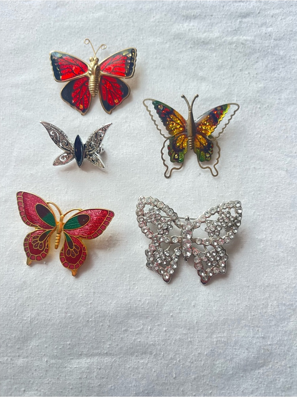 Lot of 5 vintage Assorted Butterfly Pin Brooch Red, Pink, Gold, Green, Silver